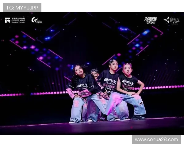 深圳街舞队现状探秘:热情与挑战交织的舞动之旅 深圳街舞队现状探秘:热情与挑战交织的舞动之旅